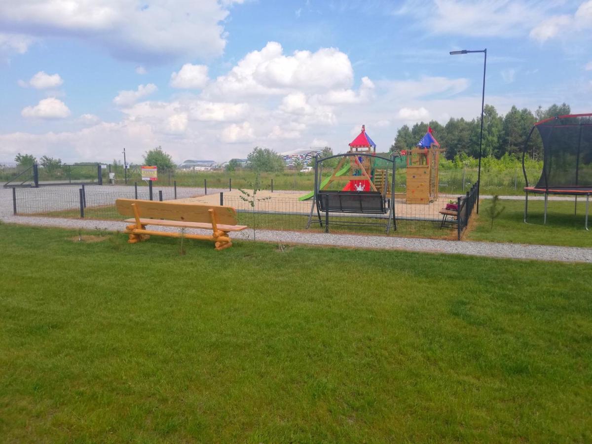 Grabska Osada Apartamenty - 100M Od Suntago Park-Domki Ogrzewane Caloroczne Mszczonów المظهر الخارجي الصورة